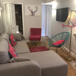 2 Bed, Ground Floor Bijou Georgian Bath