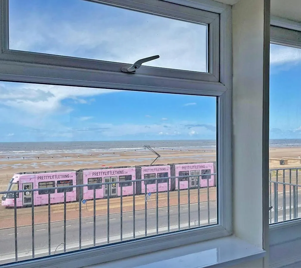 Sapphire Hotel Blackpool Promenade 3*,  United Kingdom