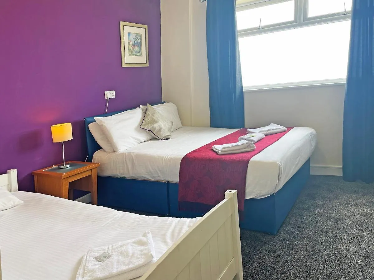 Sapphire Hotel Blackpool Promenade 3*,  United Kingdom